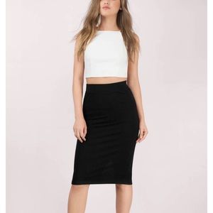 Shinestar collection / black pencil skirt